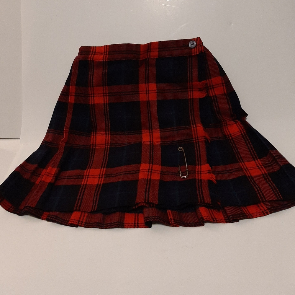 Vintage Little Girls Teacher's Pet 100% Wool Plaid Skirt Made in Canada